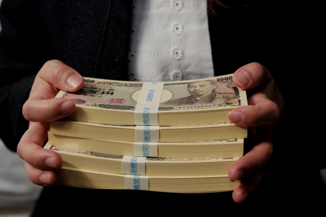 FX（外国為替証拠金取引）で稼ぐ仕組み：なぜFXは少額資金で大金を儲けれるのかを分かりやすく説明